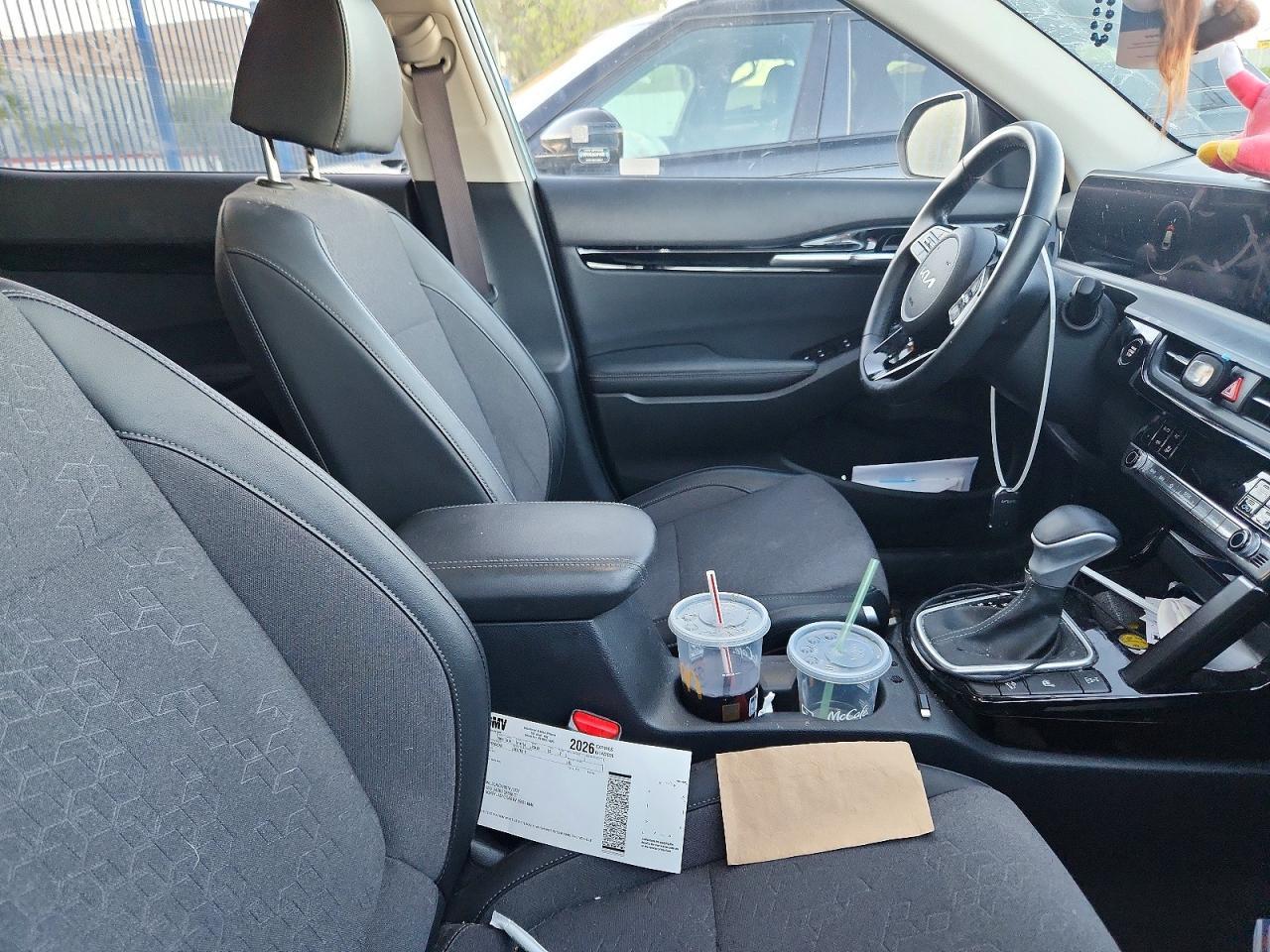 2024 Kia Seltos S - zdjęcie 13