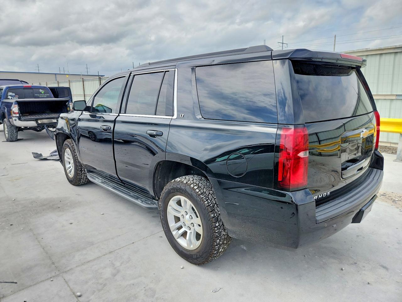 2020 Chevrolet Tahoe K1500 Lt - zdjęcie 2