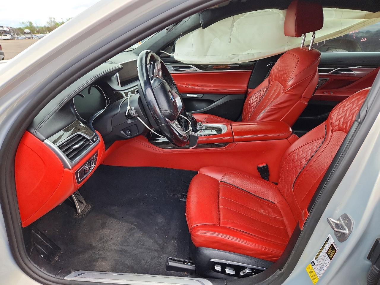 2016 BMW 740 I - zdjęcie 7