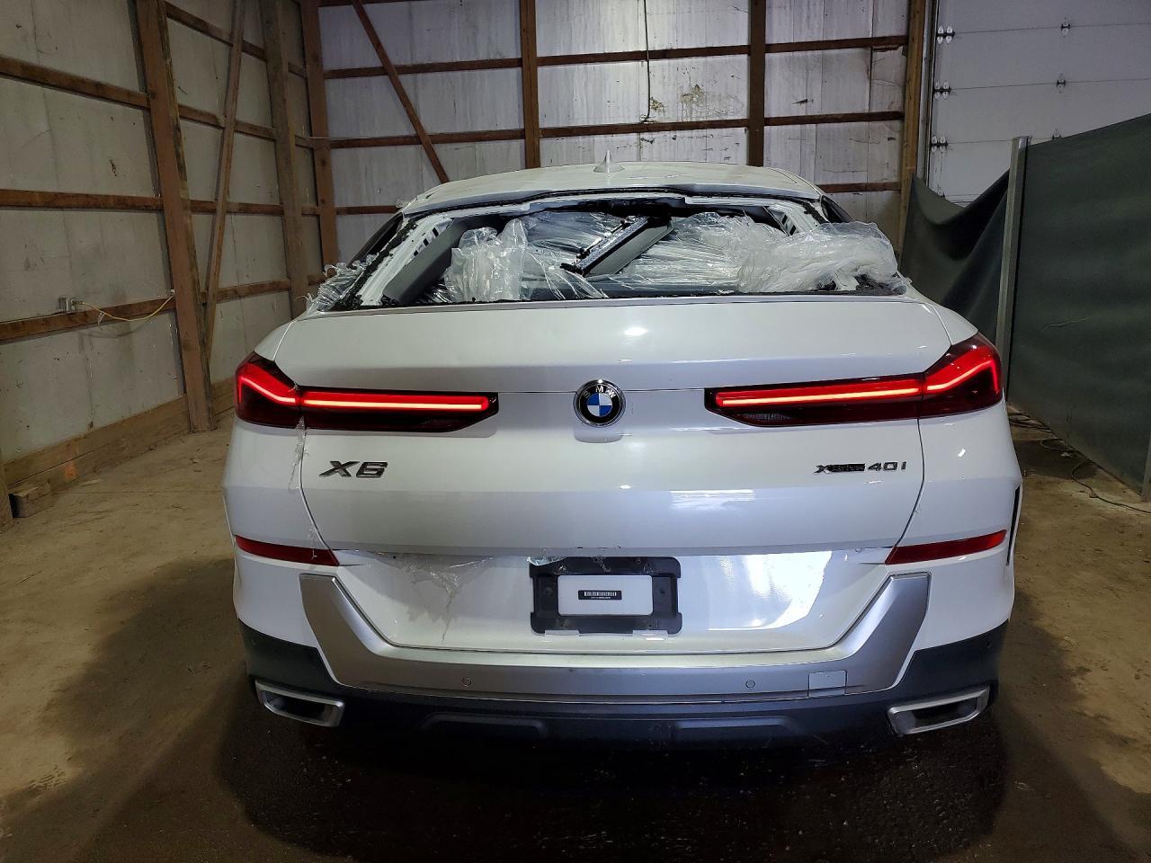 2021 BMW X6 xDrive40I - zdjęcie 6