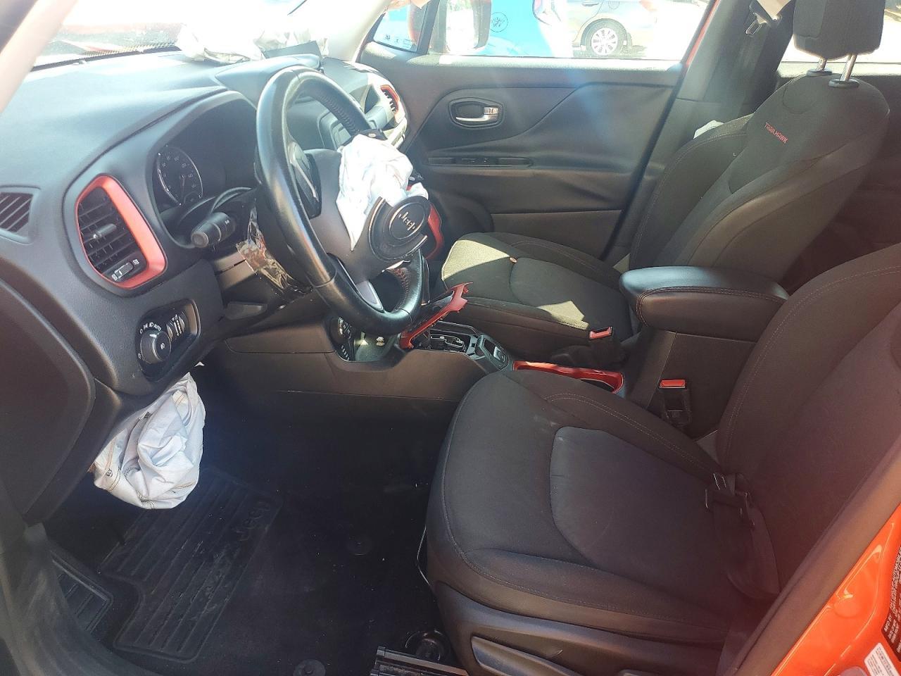 2015 Jeep Renegade Trailhawk - zdjęcie 7