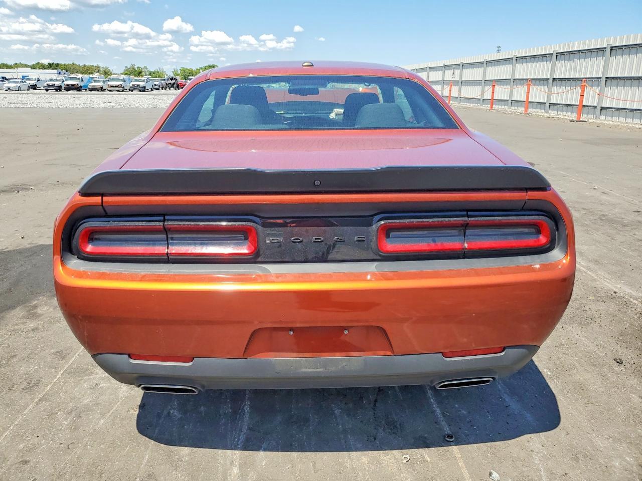 2023 Dodge Challenger Sxt - zdjęcie 6