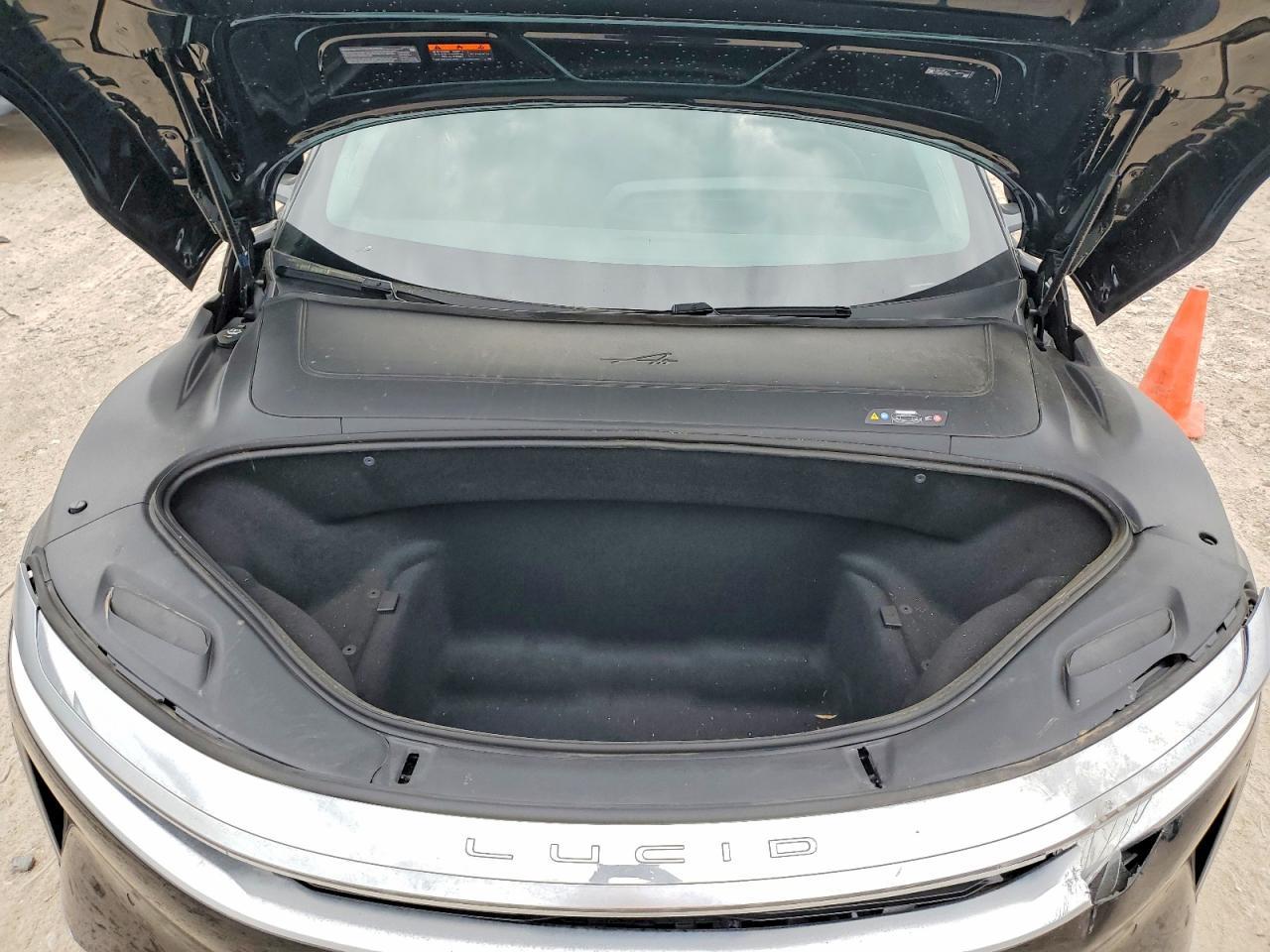 2026 Lucid Motors Air Pure - zdjęcie 12