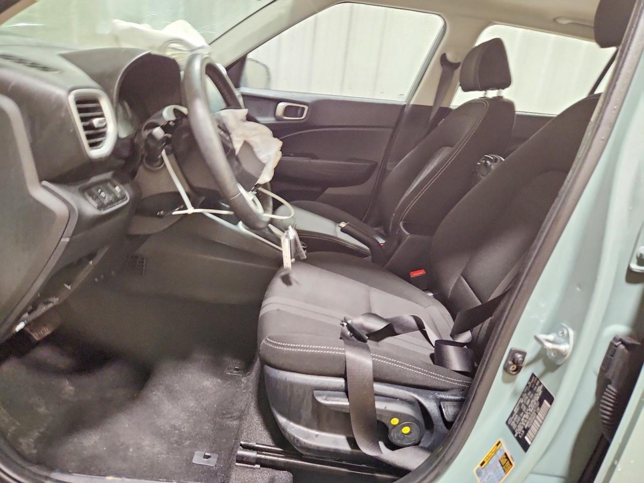 2025 Hyundai Venue Sel - zdjęcie 7