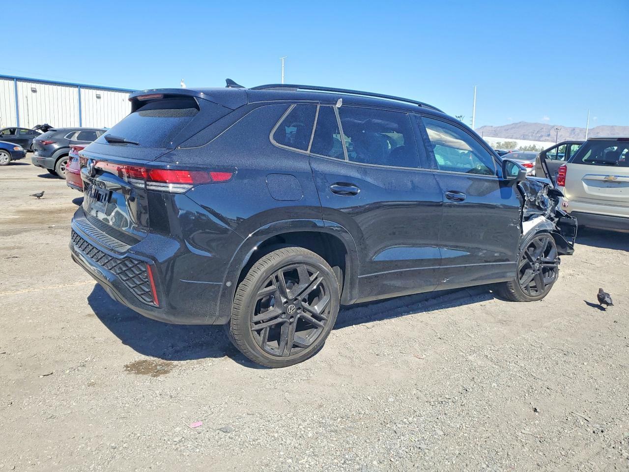 2026 Volkswagen Tiguan Se R-Line Black - zdjęcie 3