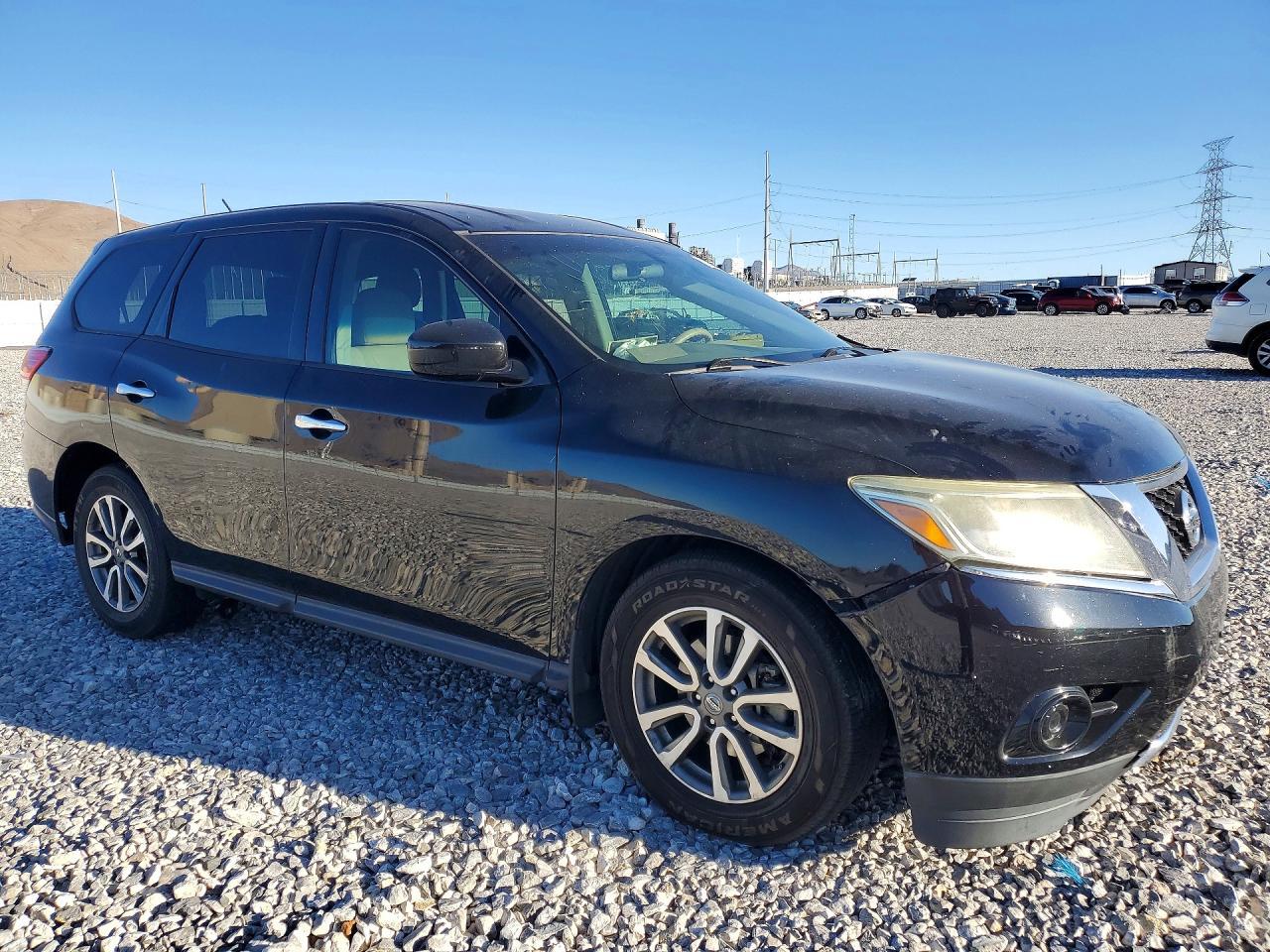 2014 Nissan Pathfinder S - zdjęcie 4