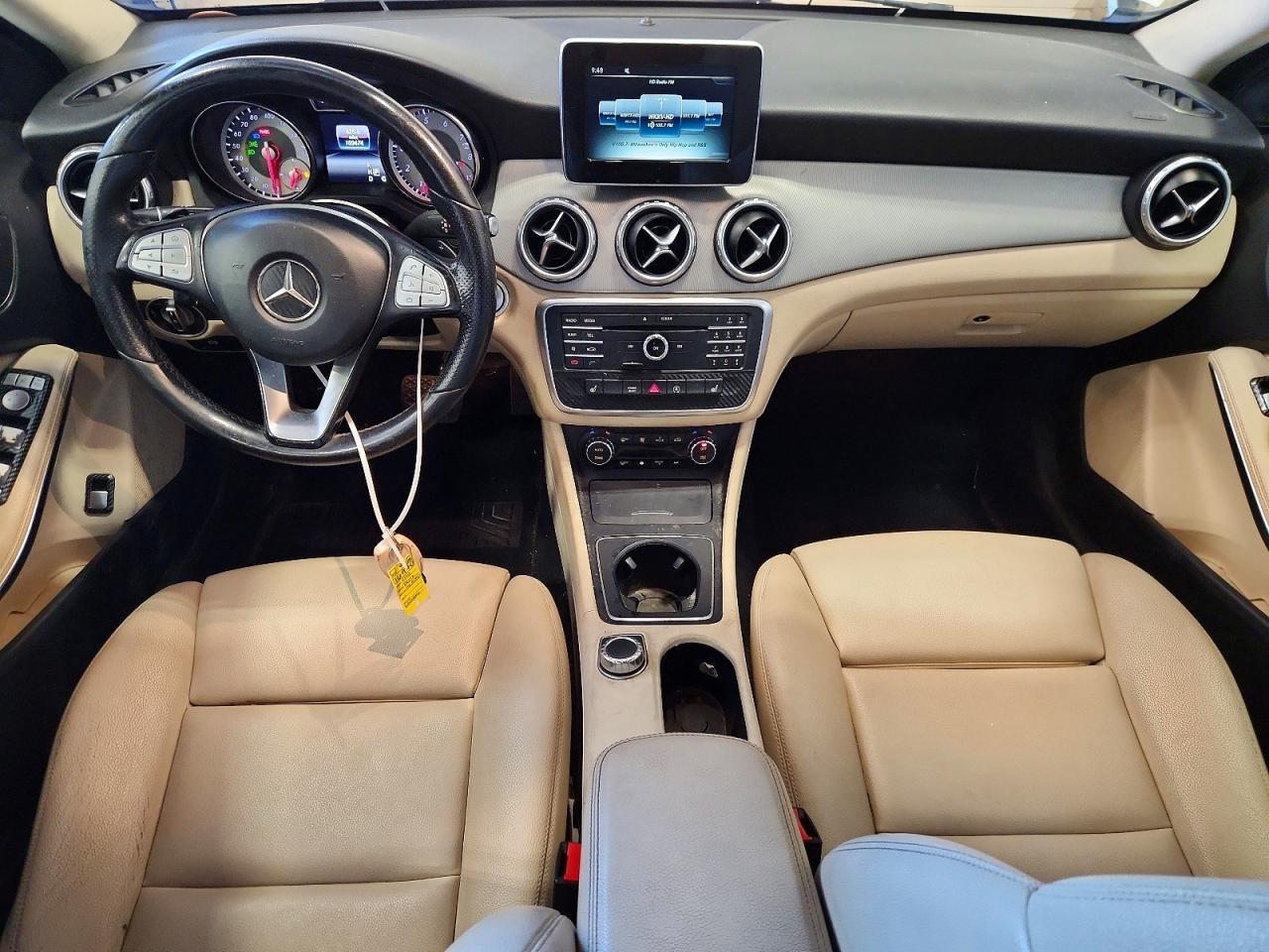 2016 Mercedes-Benz Gla 250 - zdjęcie 8