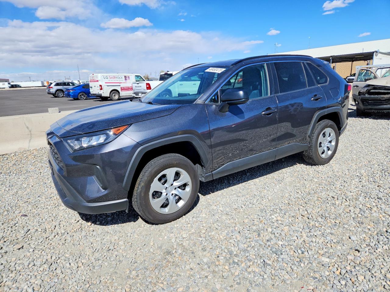 2020 Toyota Rav4 Le - zdjęcie główne