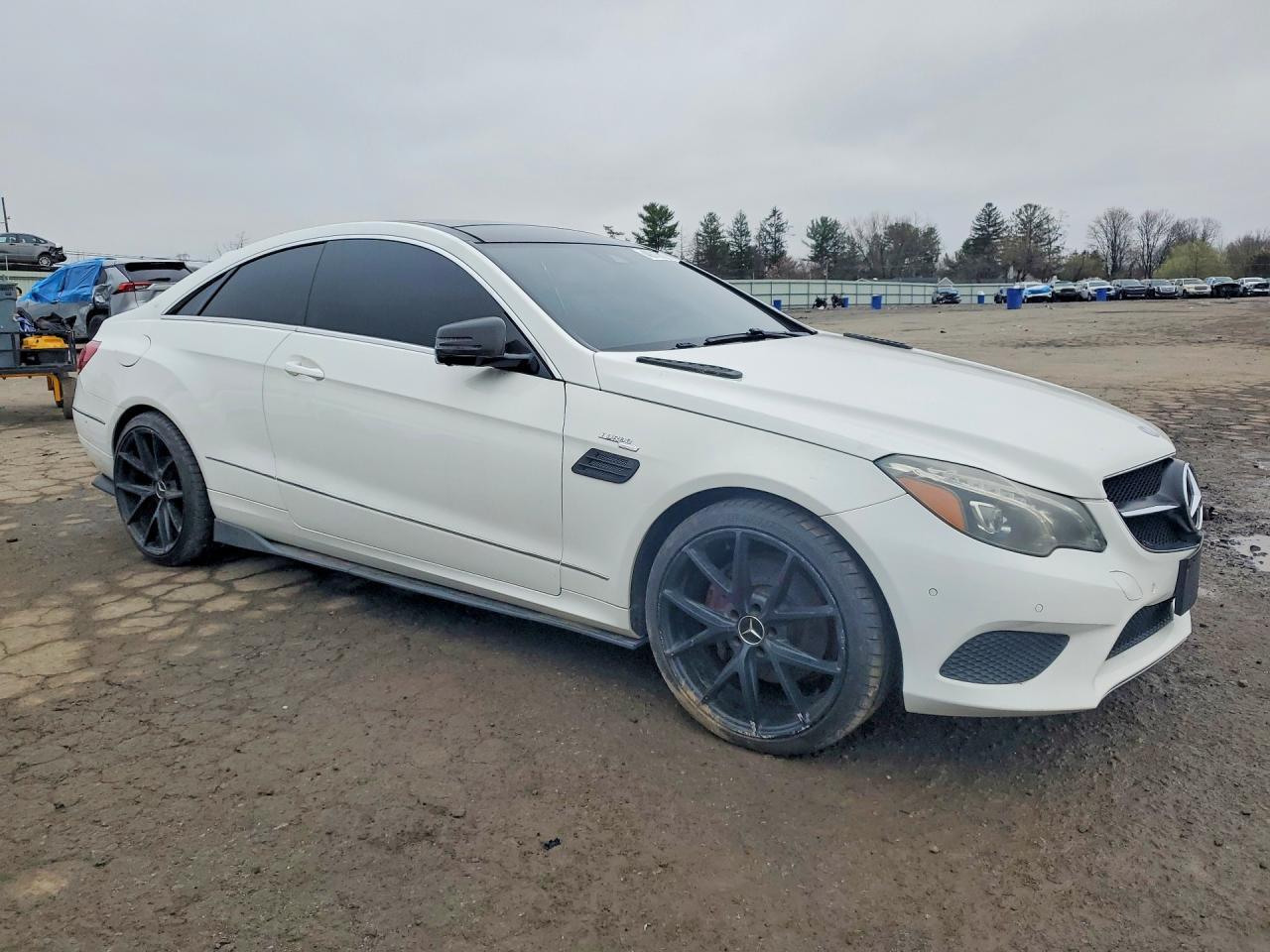 2015 Mercedes-Benz E 400 4Matic - zdjęcie 4