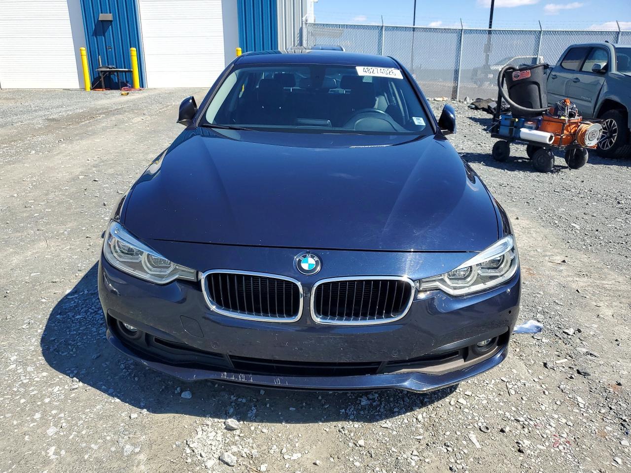 2017 BMW 320 Xi - zdjęcie 5