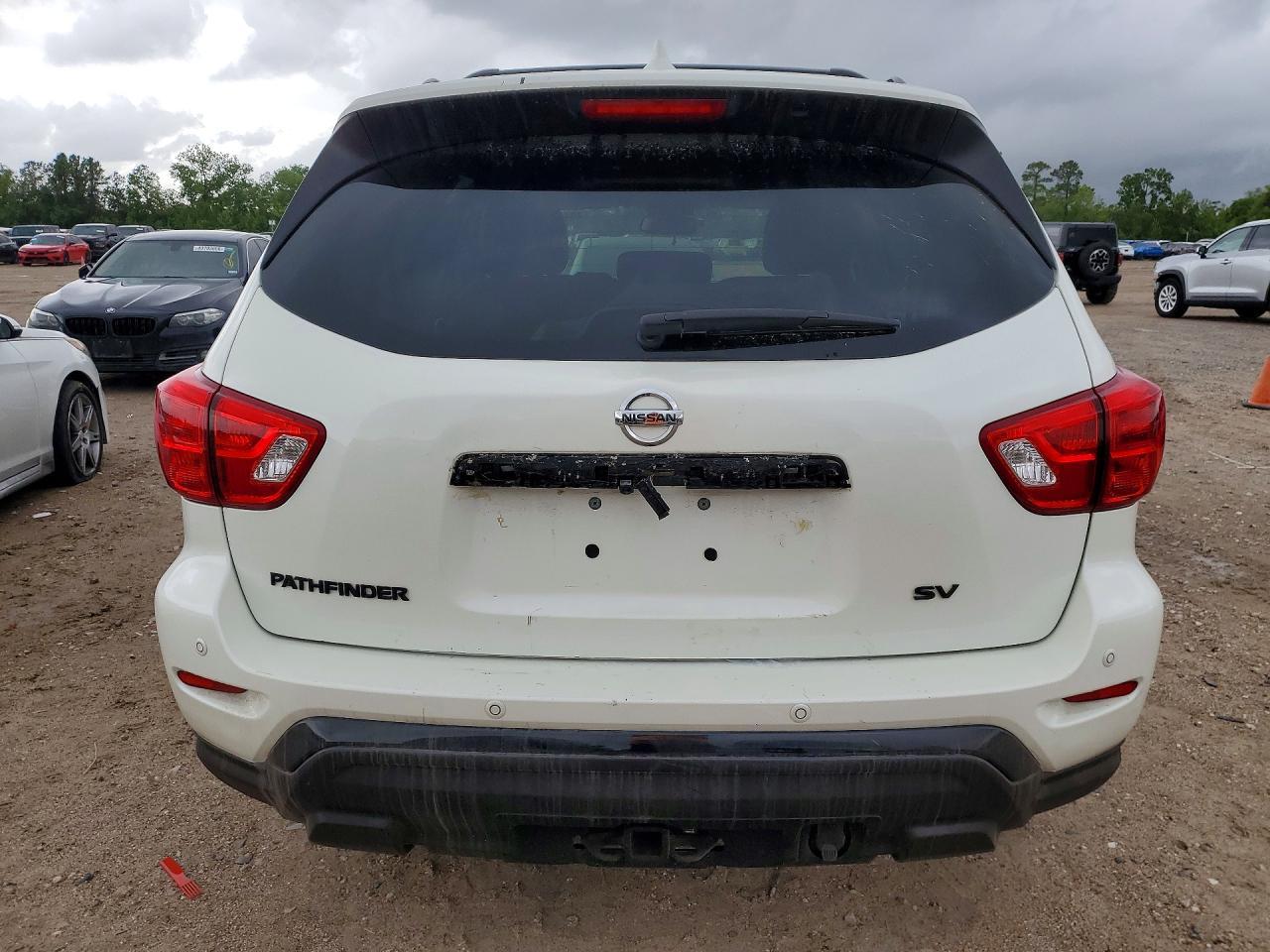 2020 Nissan Pathfinder Sv - zdjęcie 6