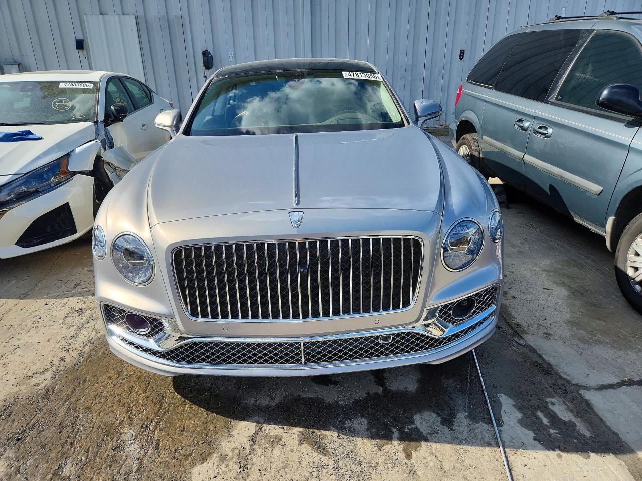 2024 Bentley Flying Spur - zdjęcie 5