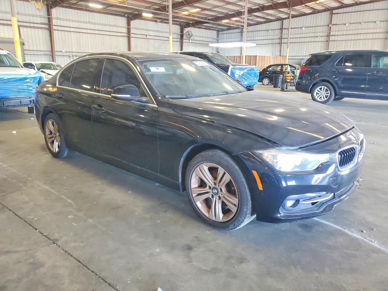 2017 BMW 330 I - zdjęcie 4