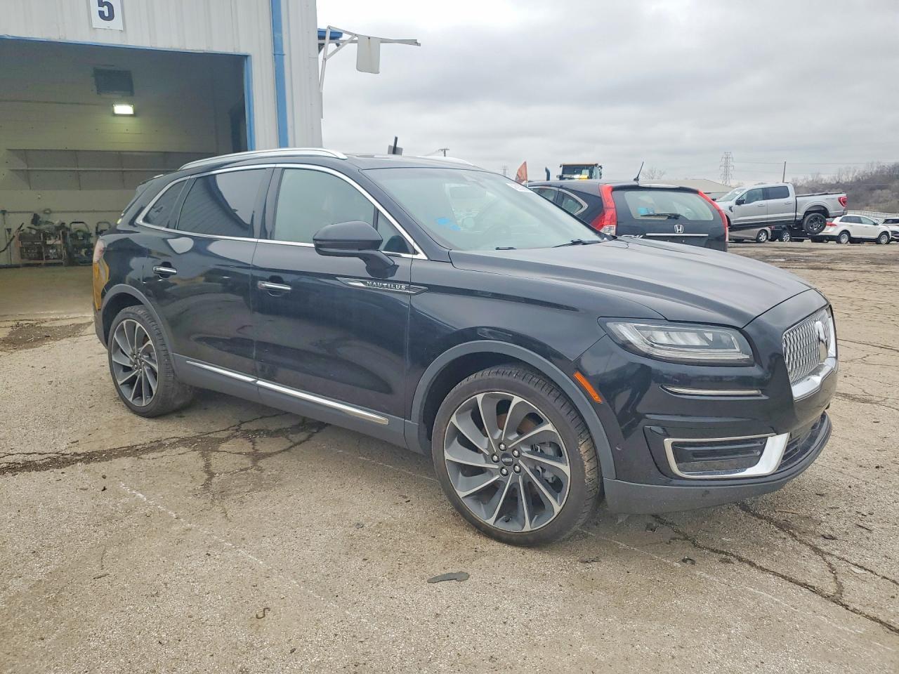 2020 Lincoln Nautilus Reserve - zdjęcie 4