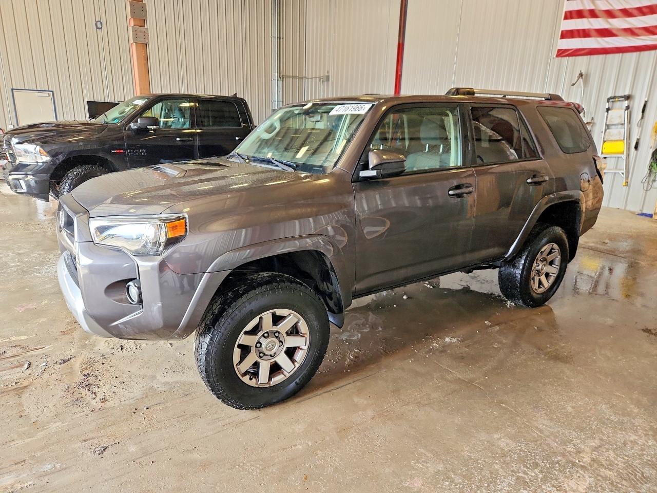 2014 Toyota 4Runner Trail - zdjęcie główne