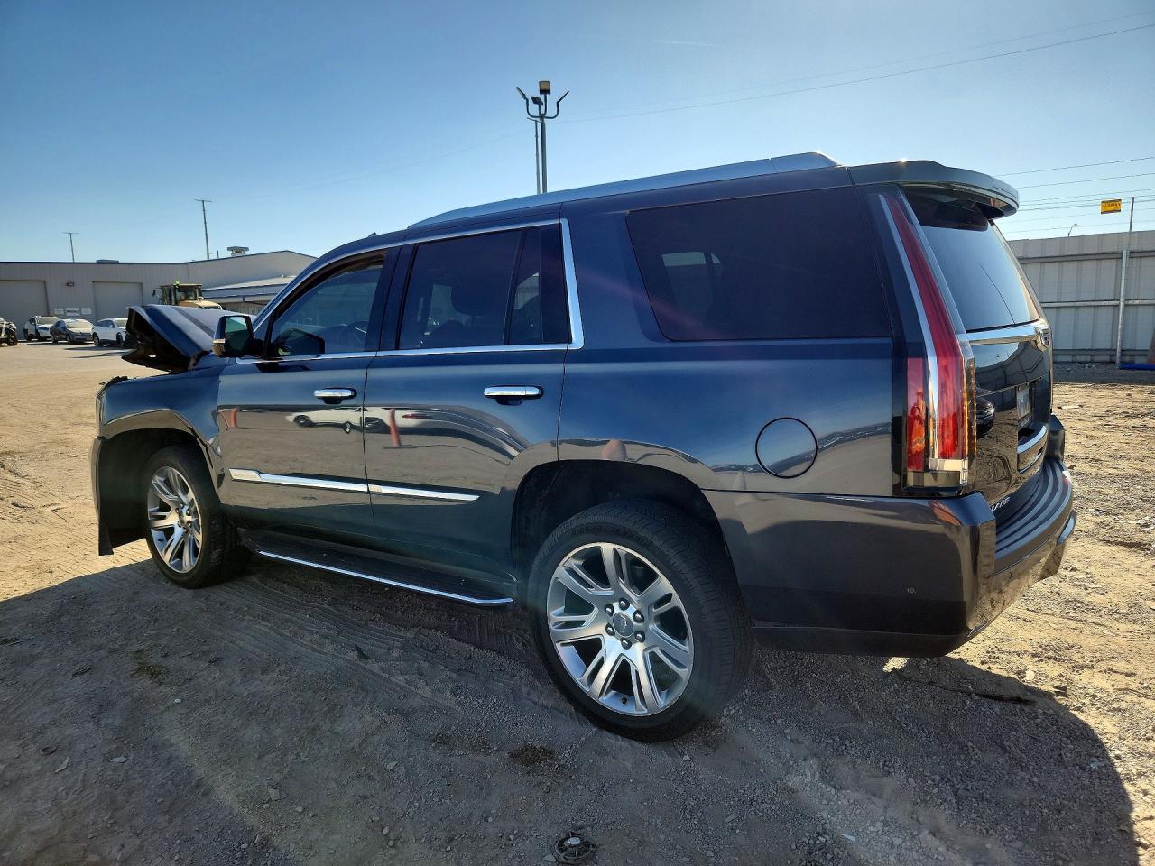 2019 Cadillac Escalade Luxury - zdjęcie 2