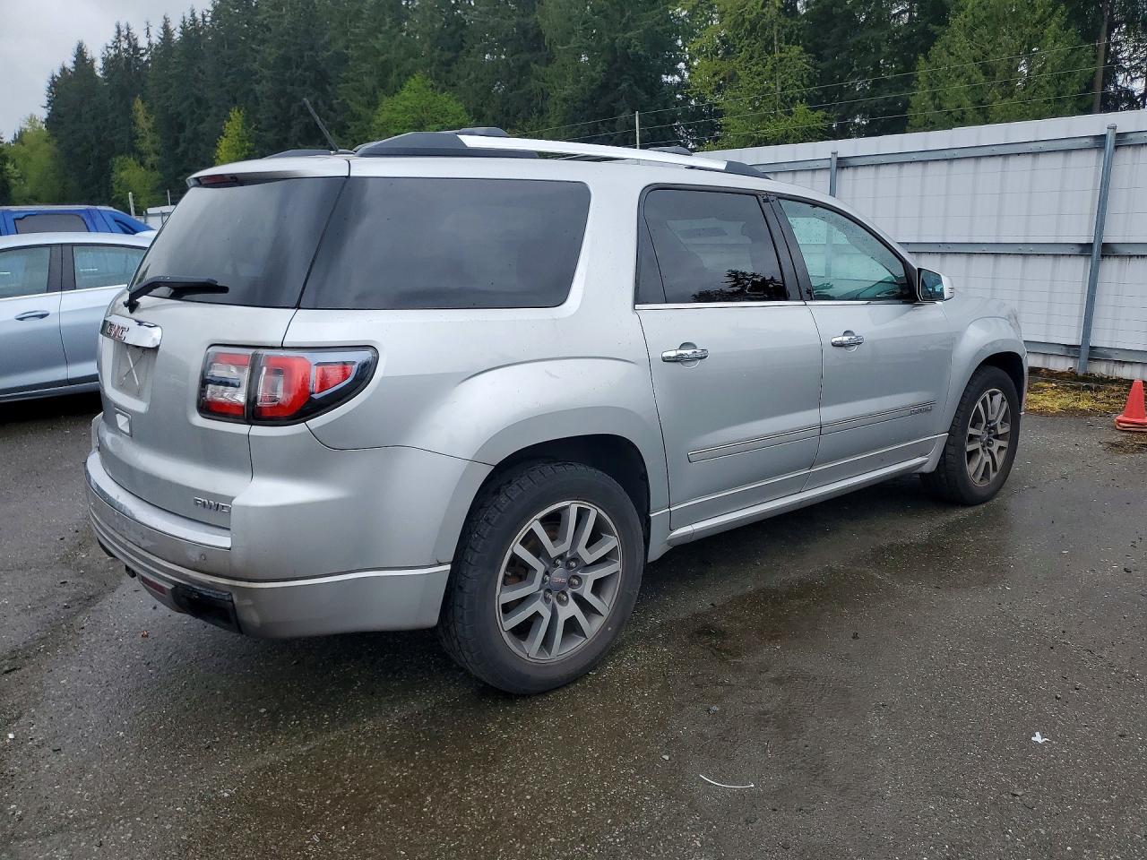 2014 GMC Acadia Denali - zdjęcie 3