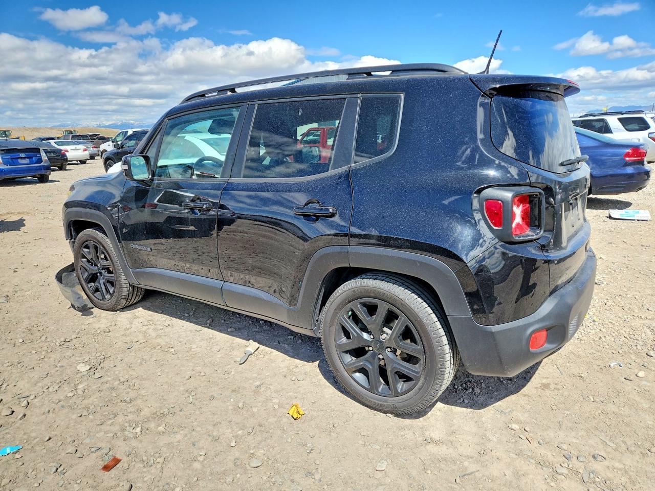 2018 Jeep Renegade Latitude - zdjęcie 2