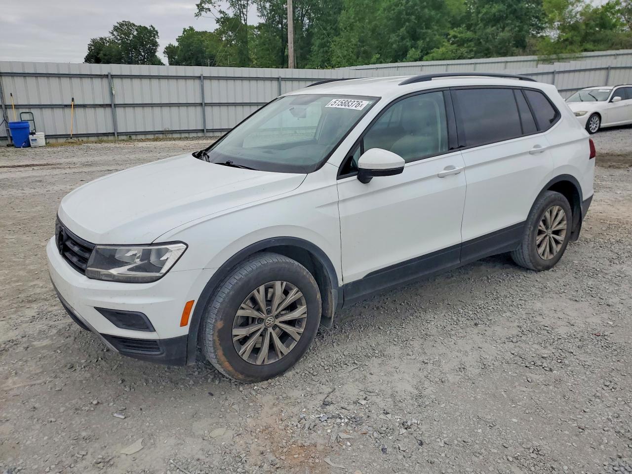 2018 Volkswagen Tiguan S - zdjęcie główne