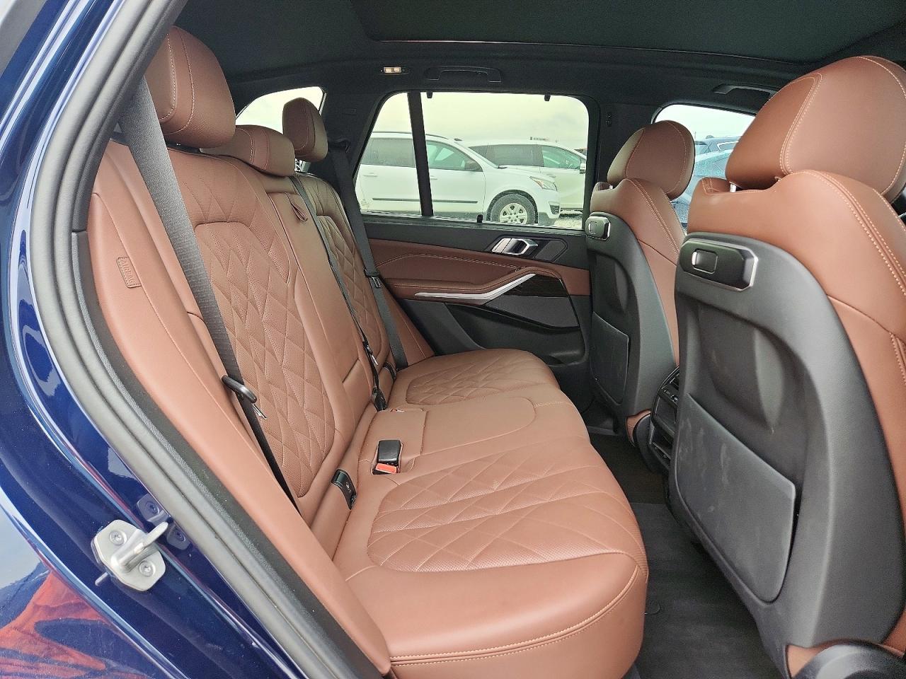 2024 BMW X5 xDrive40I - zdjęcie 11