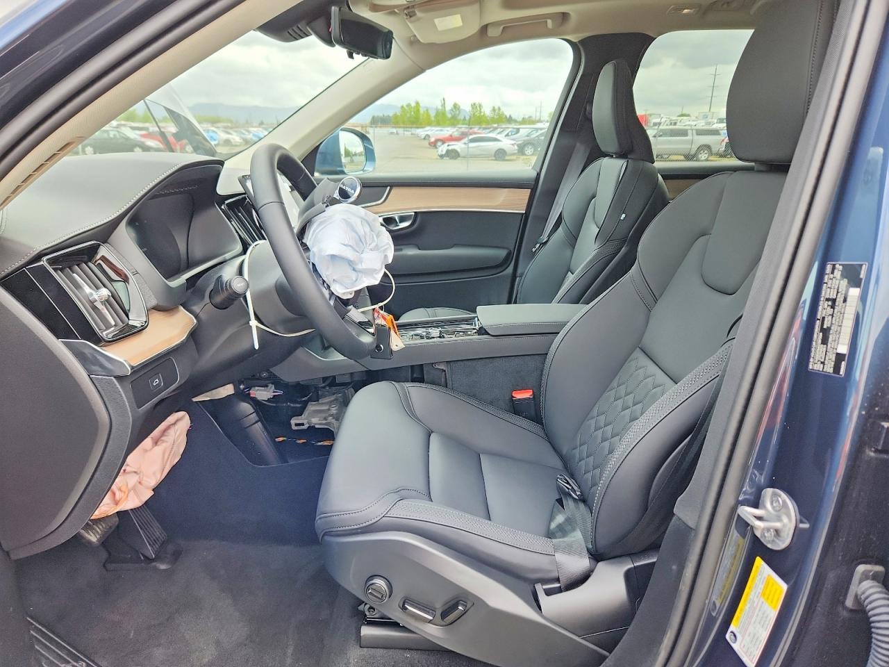 2025 Volvo Xc90 Core - zdjęcie 7