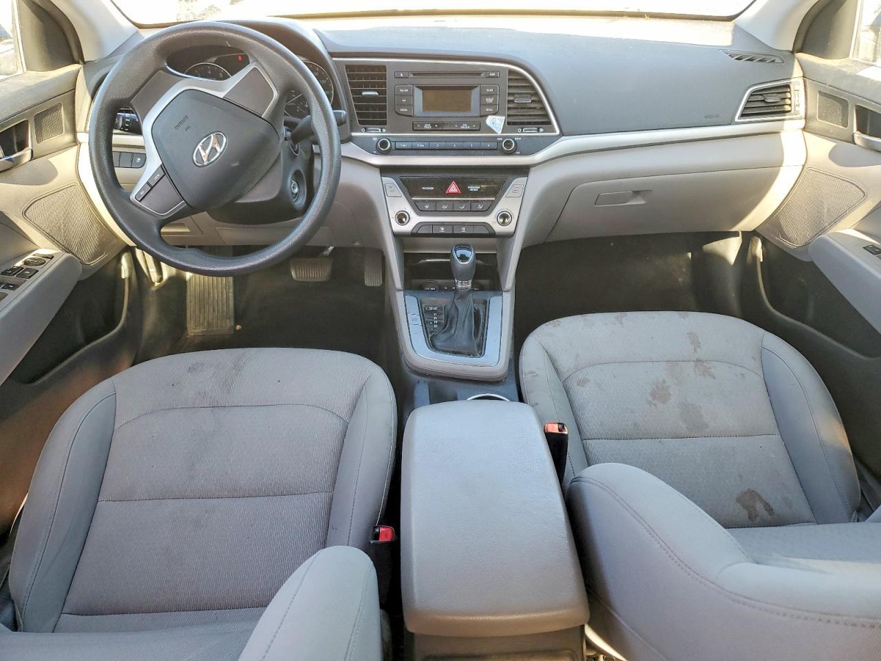 2017 Hyundai Elantra Se - zdjęcie 8