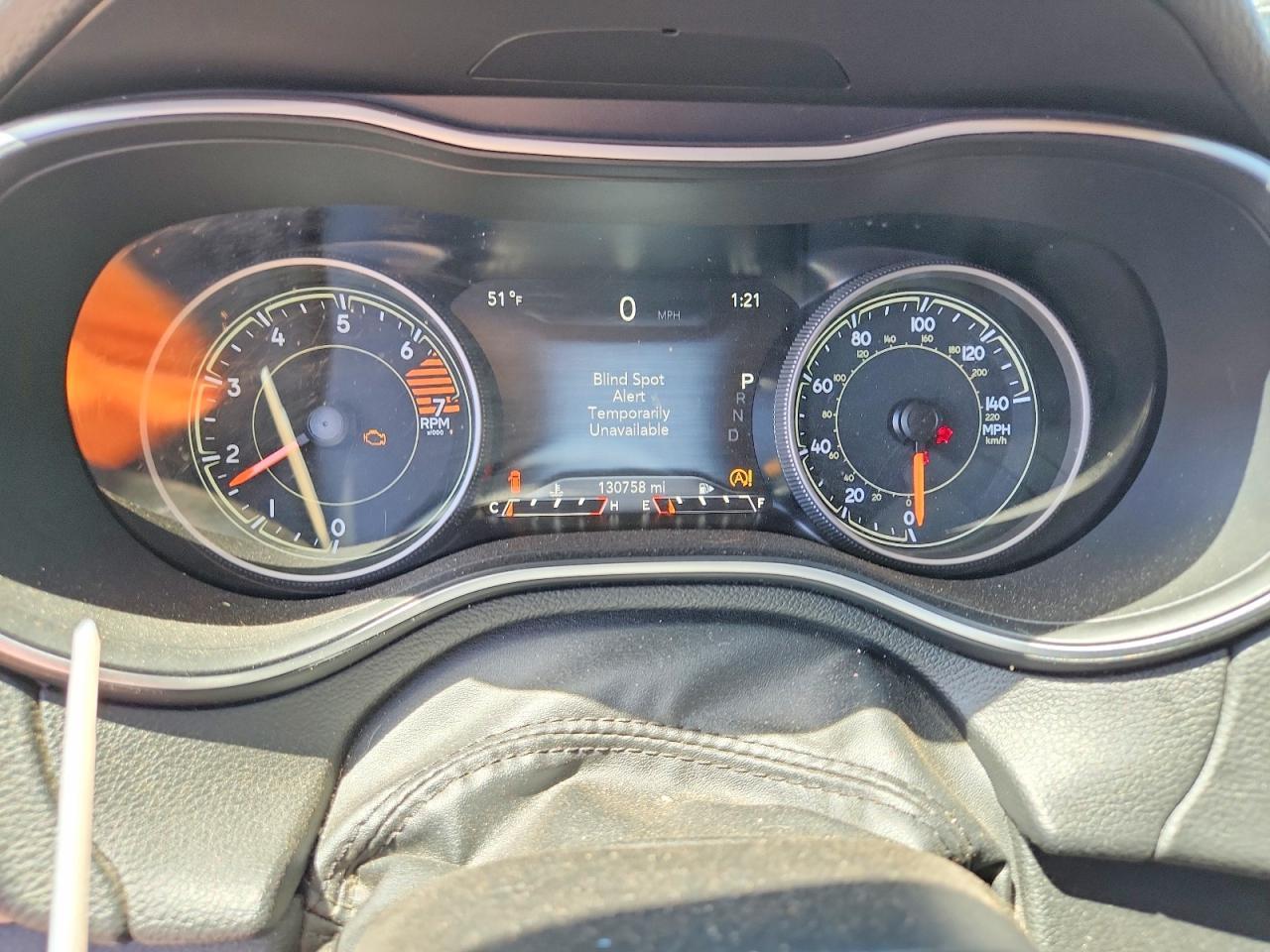 2019 Jeep Cherokee Limited - zdjęcie 9