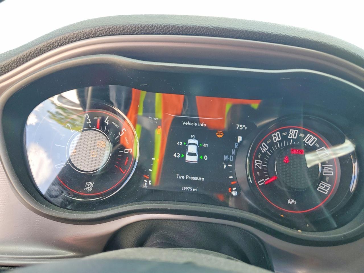 2023 Dodge Challenger Gt - zdjęcie 9
