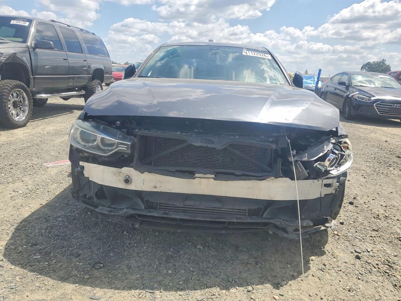 BMW Seria 3 - zdjęcie 5