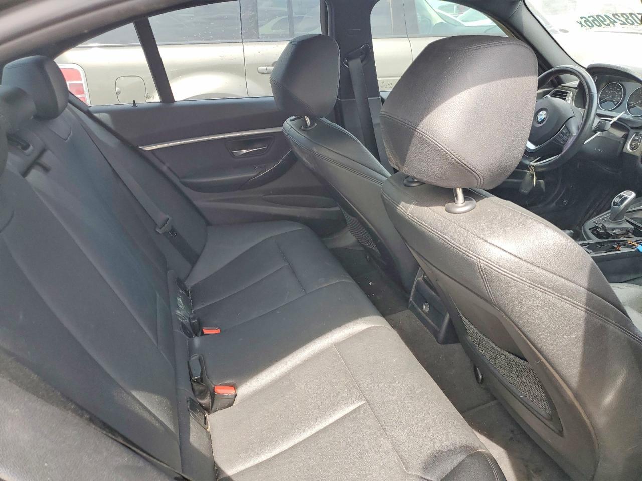 2018 BMW 328 D xDrive - zdjęcie 10