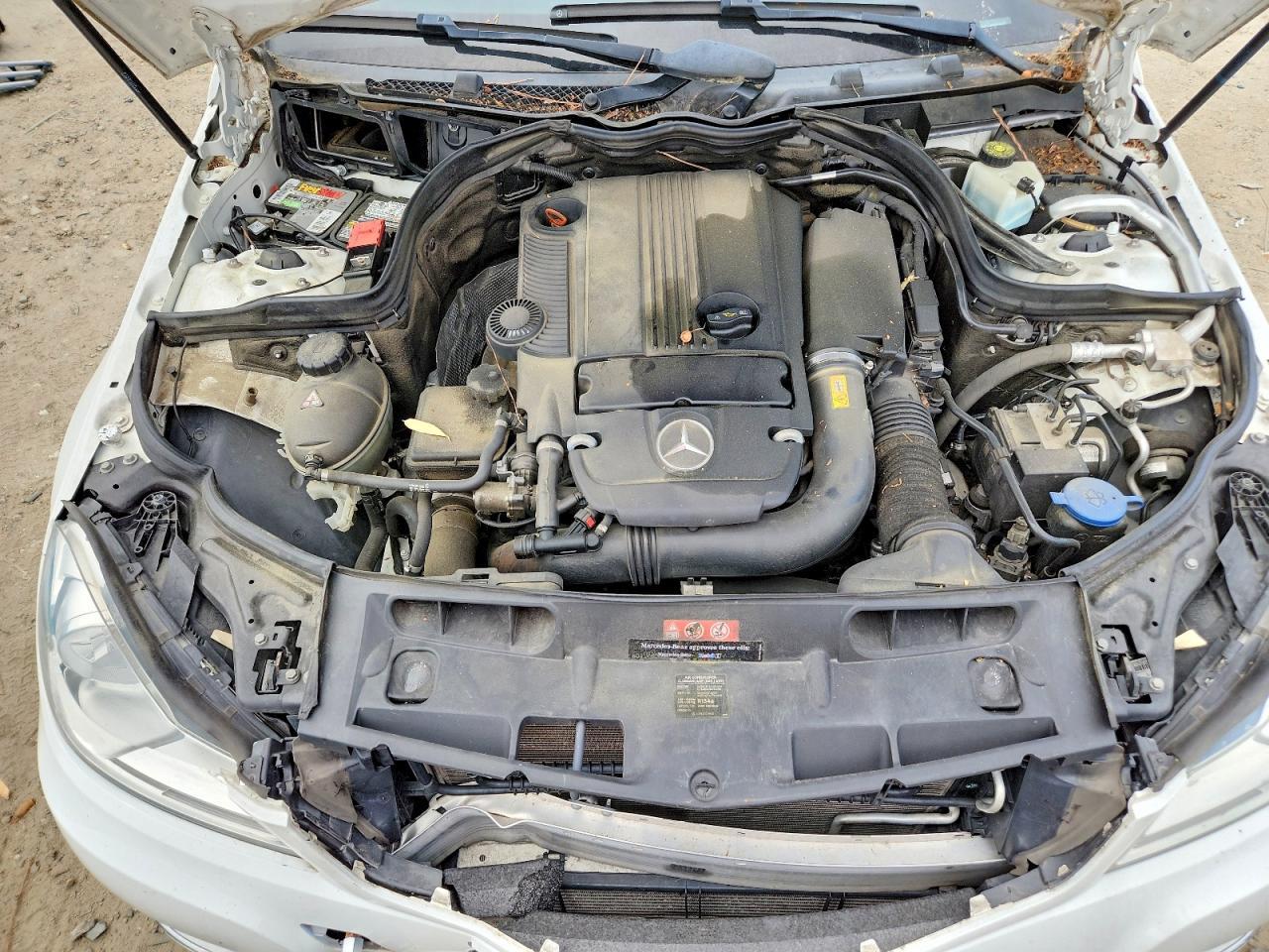 2014 Mercedes-Benz C 250 - zdjęcie 11