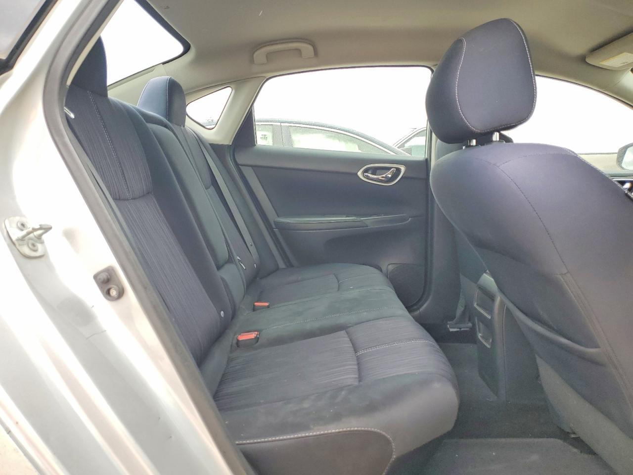2016 Nissan Sentra Sv - zdjęcie 10
