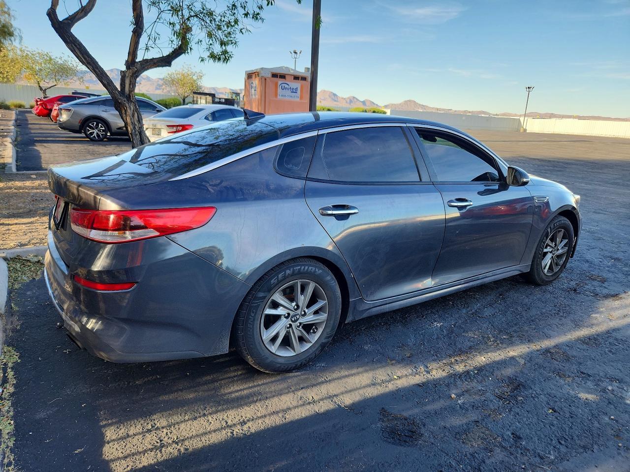 2019 Kia Optima Lx - zdjęcie 3