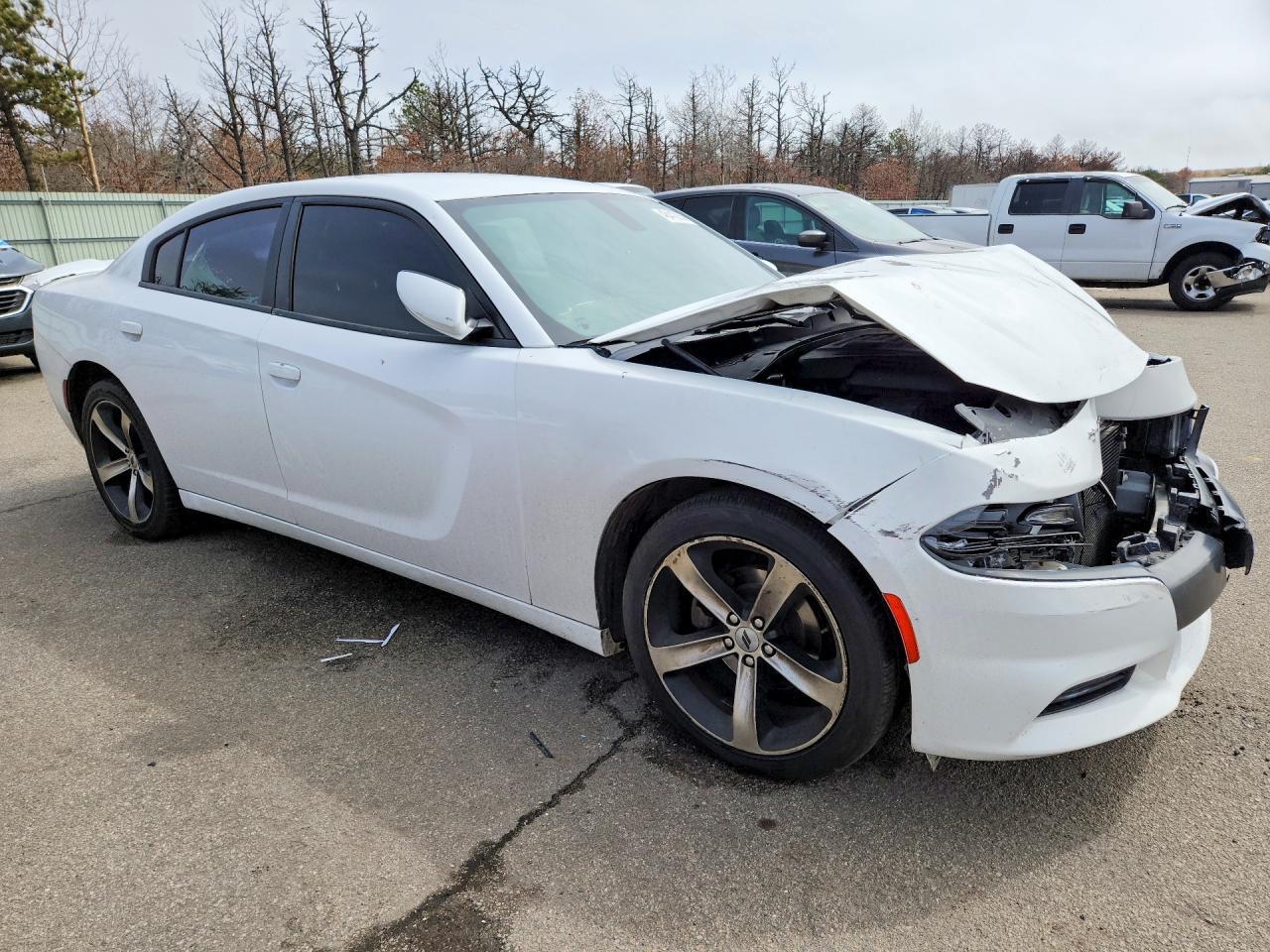 2017 Dodge Charger Se - zdjęcie 4