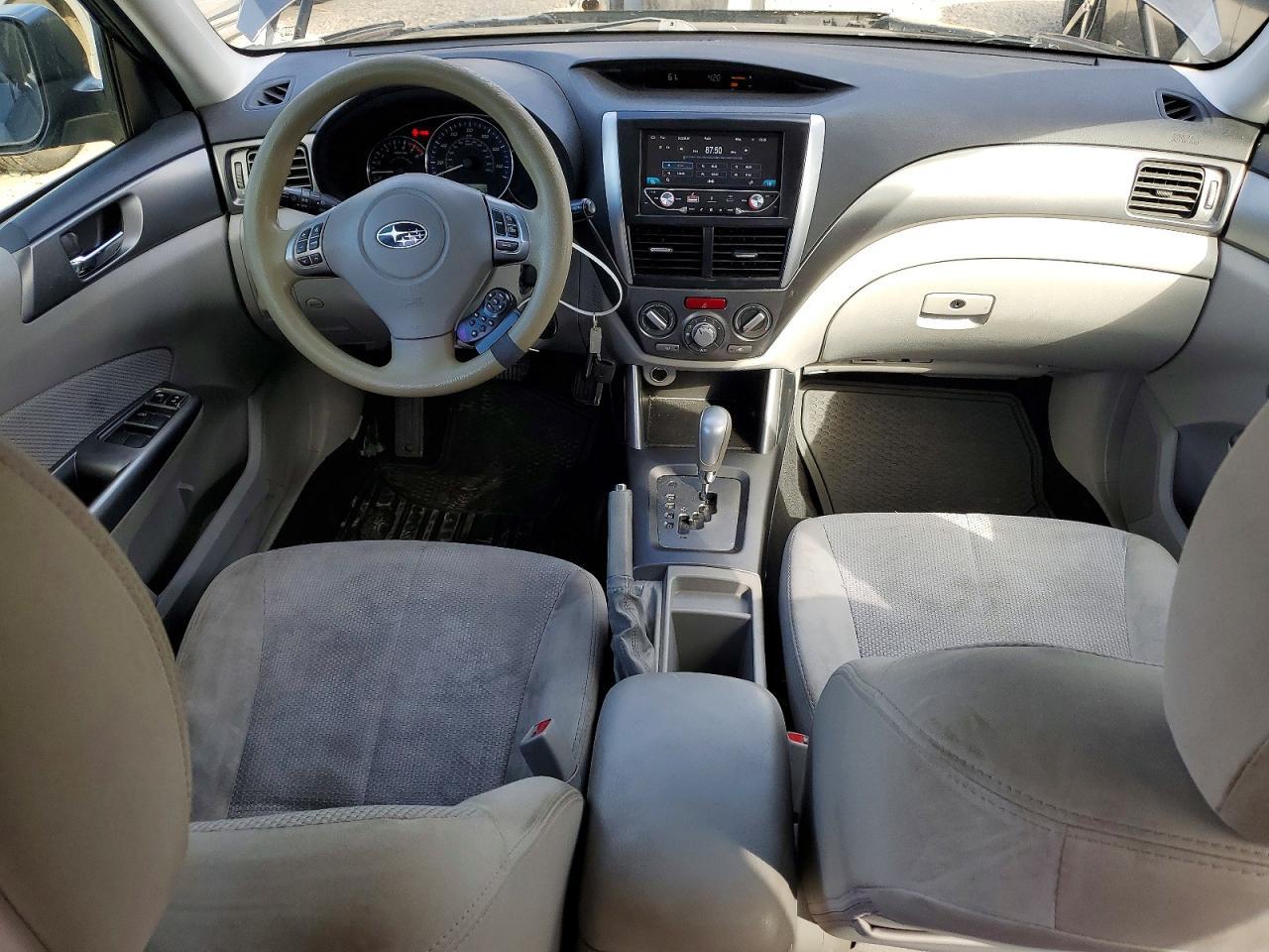 2013 Subaru Forester 2.5X Premium - zdjęcie 8