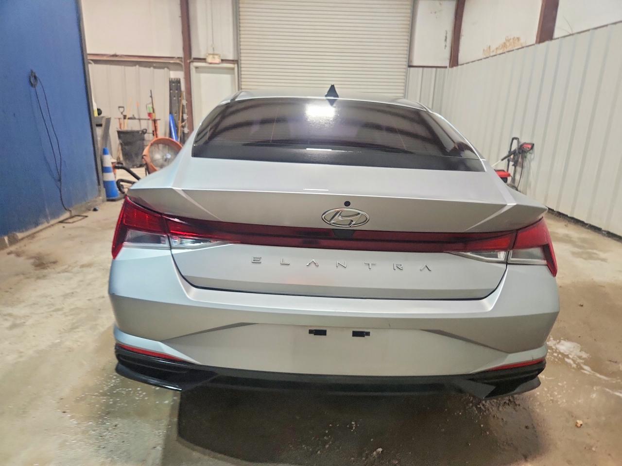 2021 Hyundai Elantra Se - zdjęcie 6