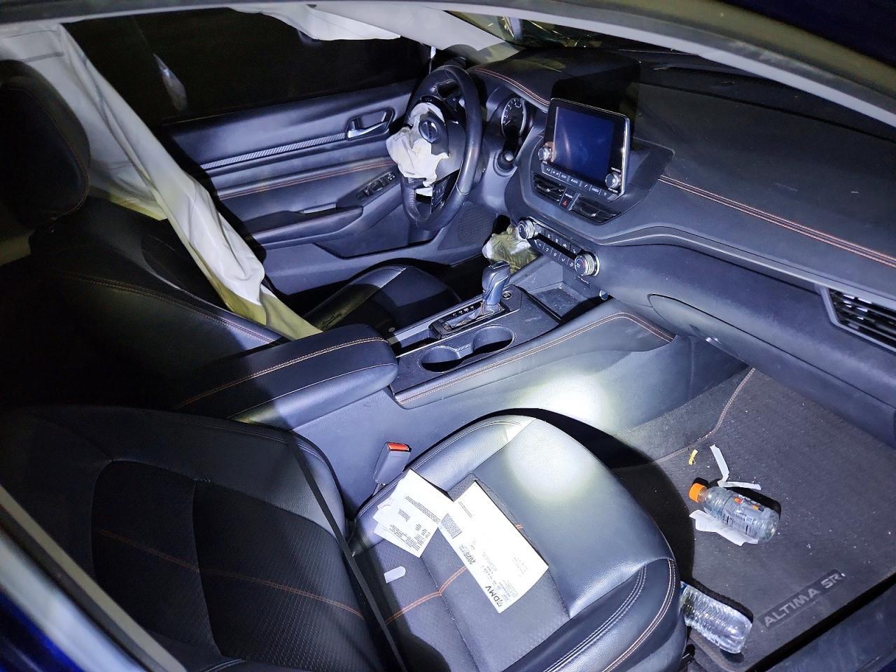 2020 Nissan Altima Sr - zdjęcie 13