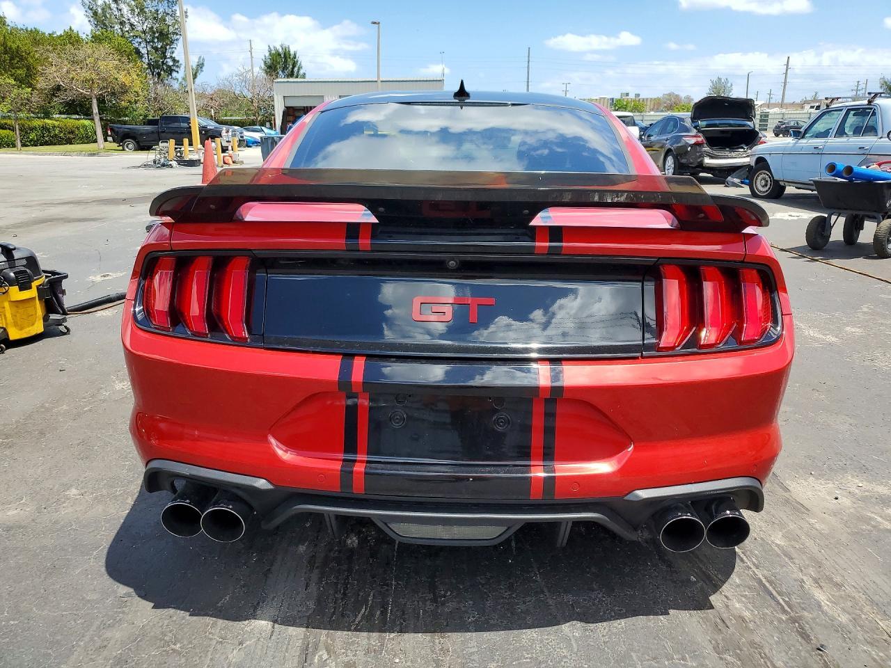 2022 Ford Mustang Gt - zdjęcie 6