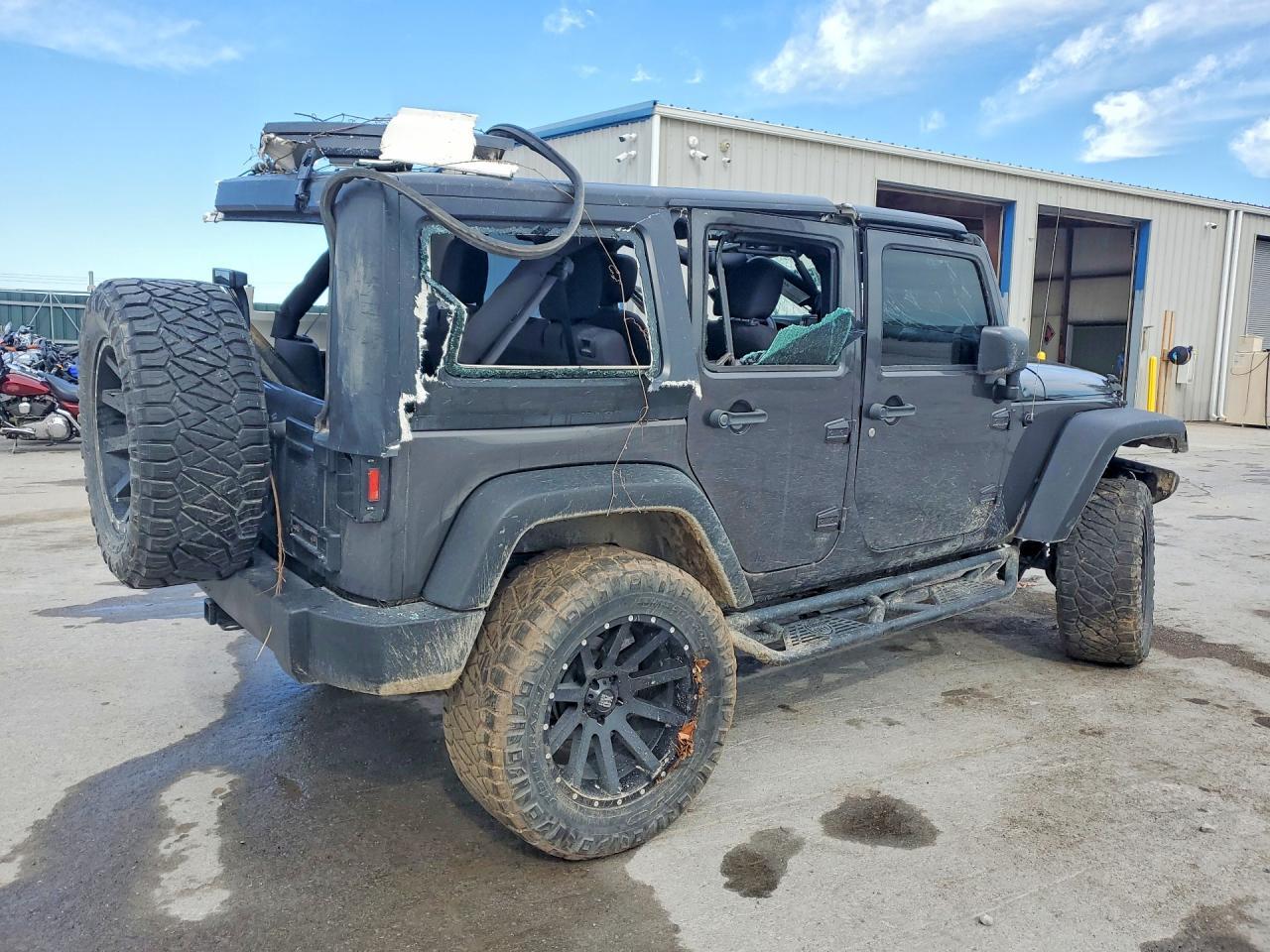 2016 Jeep Wrangler Unlimited Sport - zdjęcie 3