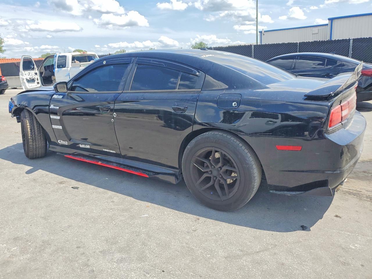 2013 Dodge Charger R - zdjęcie 2