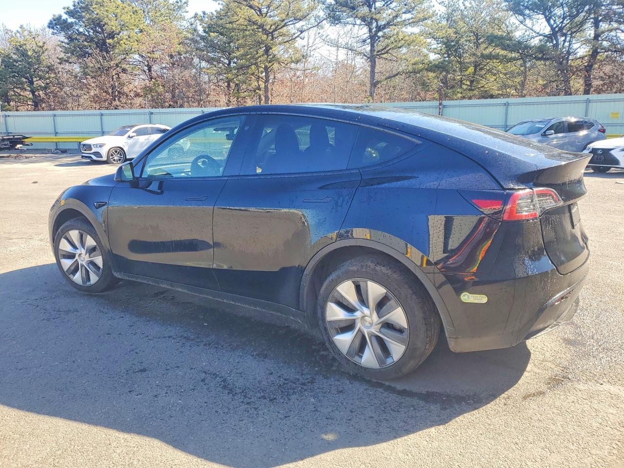 2023 Tesla Model Y - zdjęcie 2