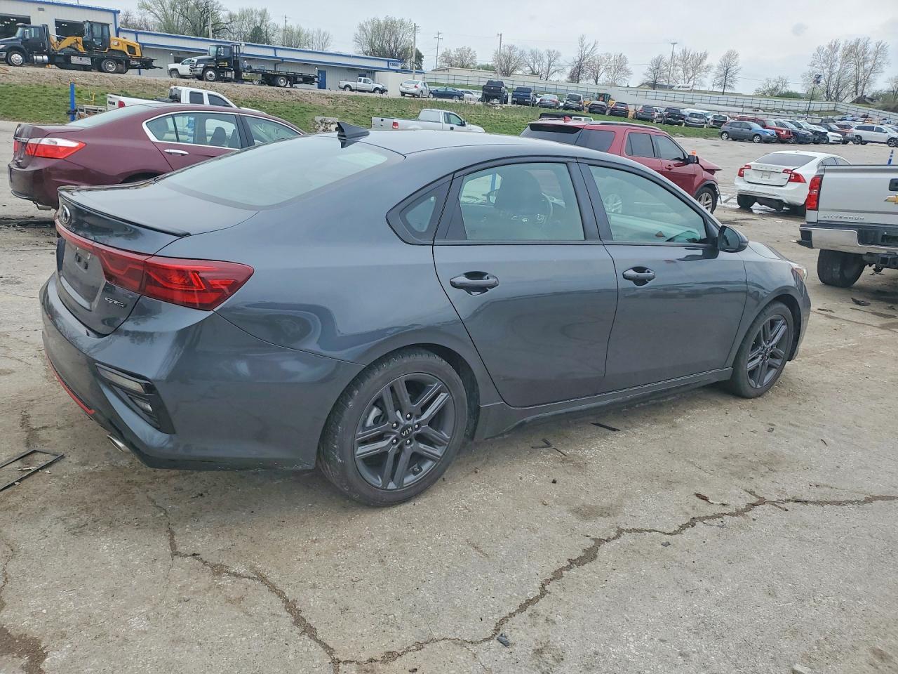 2021 Kia Forte Gt-Line - zdjęcie 3