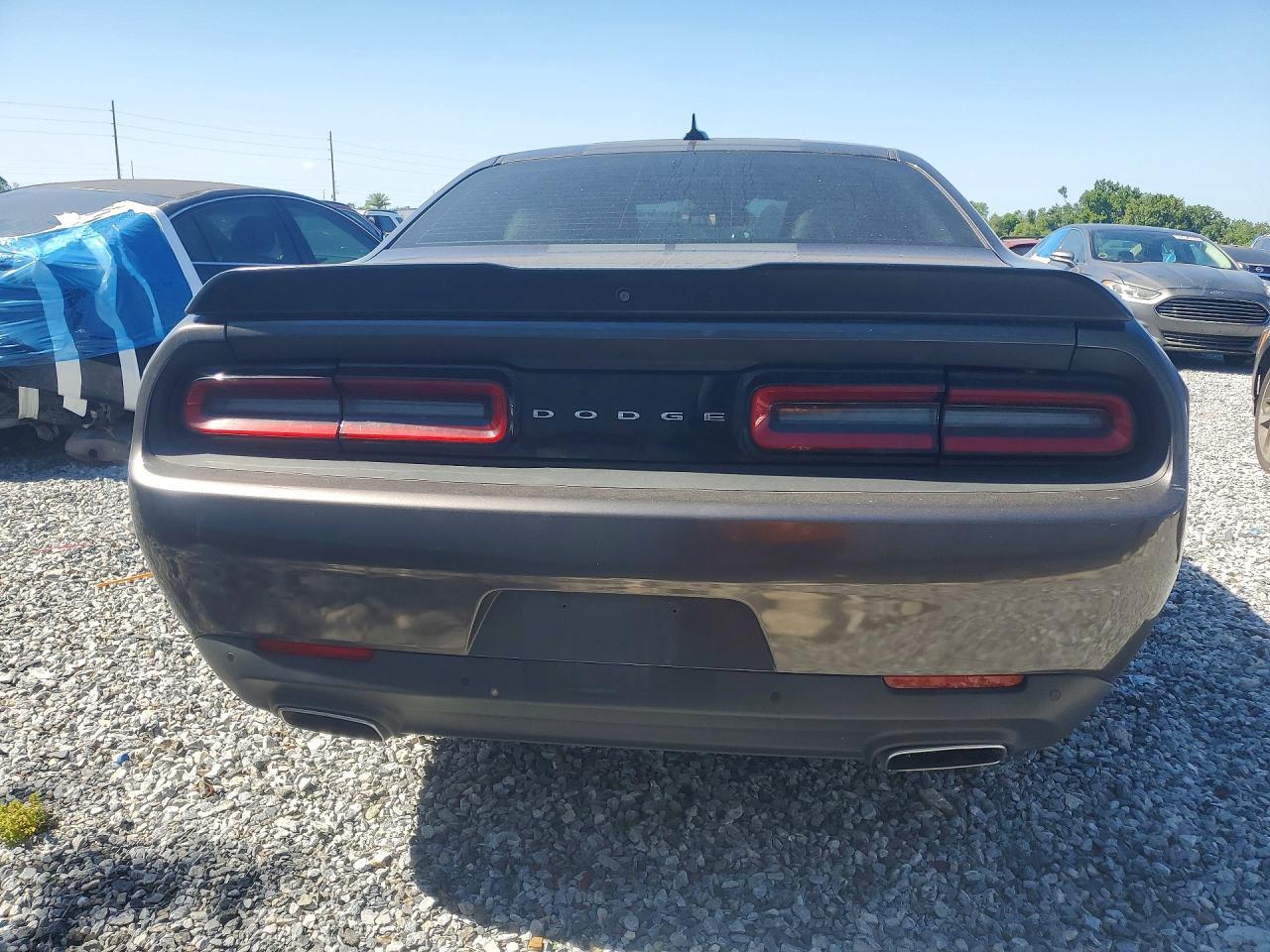2017 Dodge Challenger Sxt - zdjęcie 6