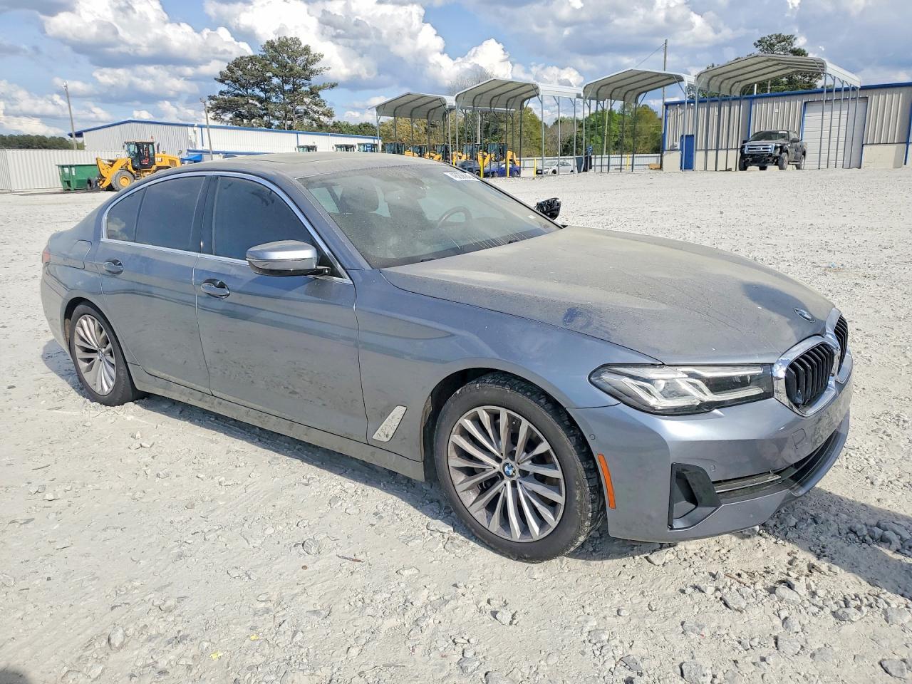 2021 BMW 530 Xi - zdjęcie 4