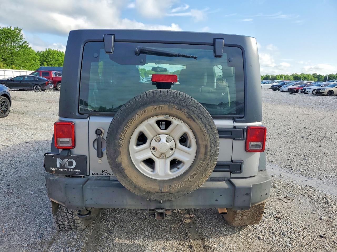 2015 Jeep Wrangler Unlimited Sport - zdjęcie 6
