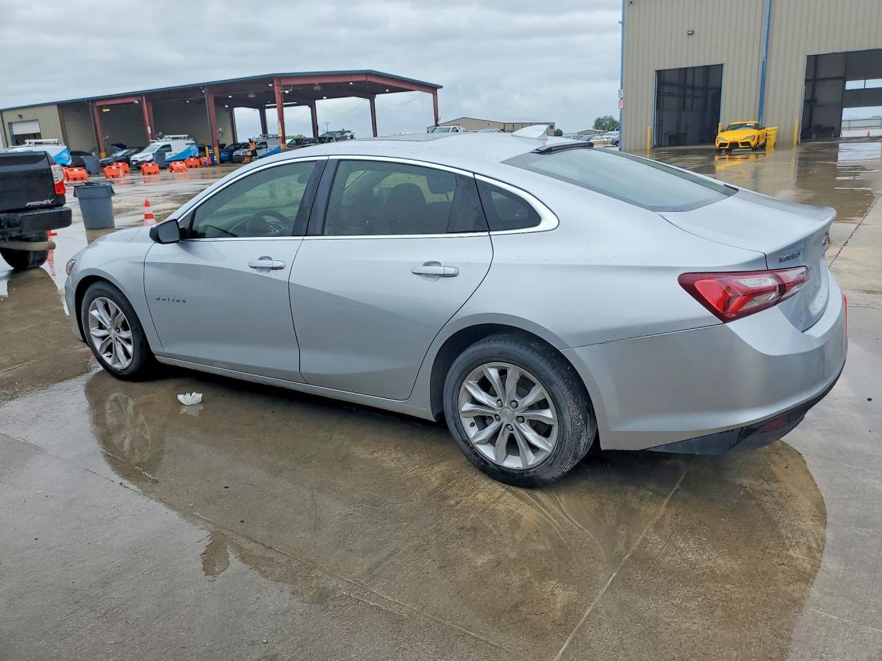 2019 Chevrolet Malibu Lt - zdjęcie 2
