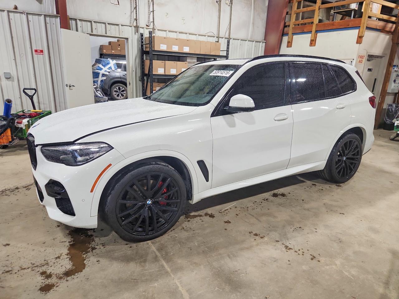 2022 BMW X5 Sdrive 40I - zdjęcie główne