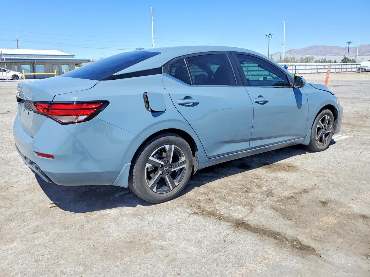 2025 Nissan Sentra Sv - zdjęcie 3