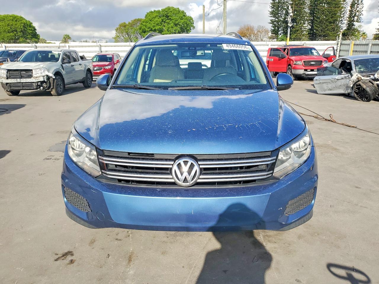 2017 Volkswagen Tiguan S - zdjęcie 5