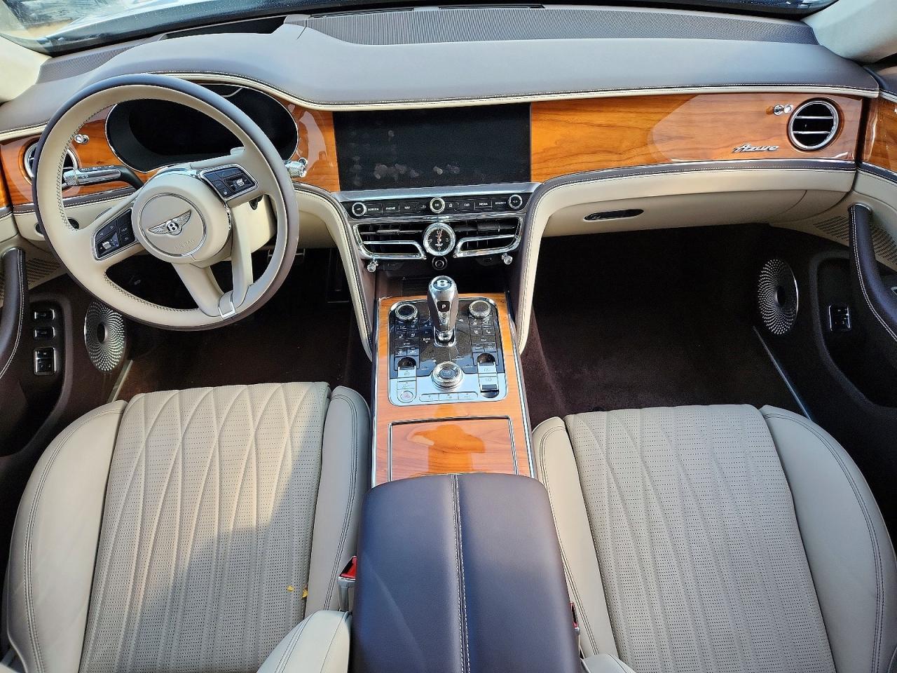 2024 Bentley Flying Spur - zdjęcie 8